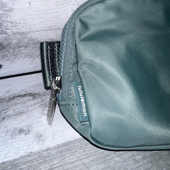 hyper electric bicycles 700C Men's 36V E-Ride Bike - Mid Drive (Grey) with Fork & Design BIRTHDAY30 Pak-o-Bird Modified Medium First STYLE:GRAY making heads turn as